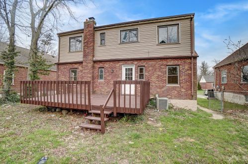 2033 Dallas Ave, Cincinnati OH  45239-4752 exterior