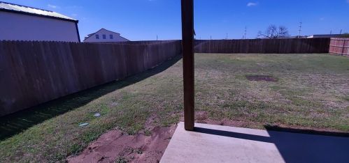 7205 Mistletoe Trl, Granbury TX  76048-3310 exterior