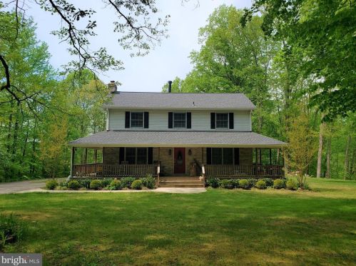 2197 Patuxent River Rd, Gambrills, MD 21054-1913