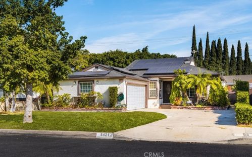 8421 Cavel St, Downey, CA 90242-2517