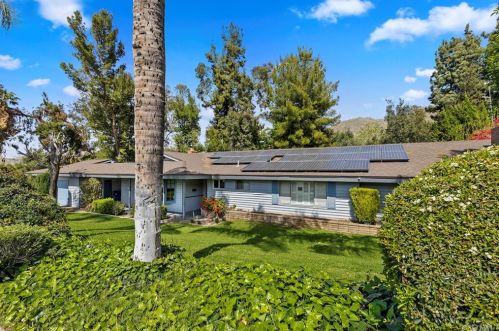 4280 Watkins Dr, Riverside CA  92507-4874 exterior