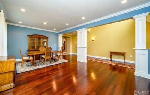 10 Monaco Dr, Trenton NJ  08691-3749 exterior