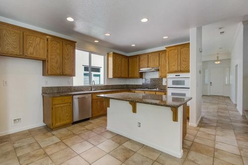 3341 Corvina Dr, Rancho Cordova, CA 95670-6903