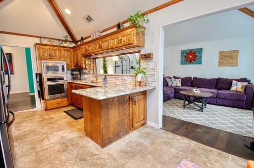 4020 Virginia Pne Dr, Carrollton TX 75007-1050 exterior