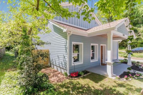 1302 Ladd St, Atlanta, GA 30310-3725