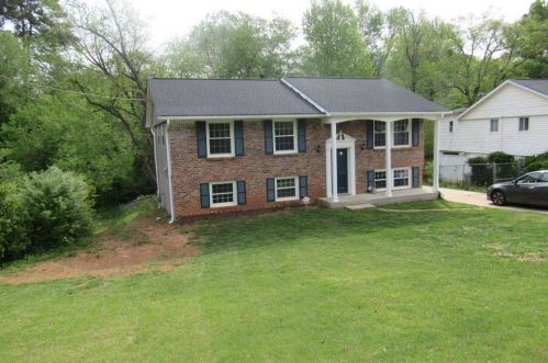 4342 Carrollwood Dr, Stone Mountain, GA 30083-5208
