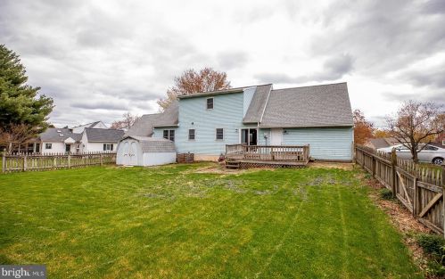 803 Jefferson Ct, Lancaster PA  17602-1241 exterior