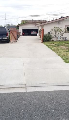 9732 Cerritos Ave, Anaheim, CA 92804-5906