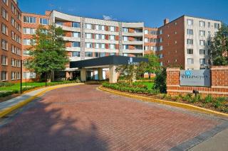 1850 Columbia Pike, Arlington VA  22204-6221 exterior