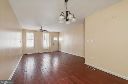 2229 Hancock St, Philadelphia PA  19133-3719 exterior