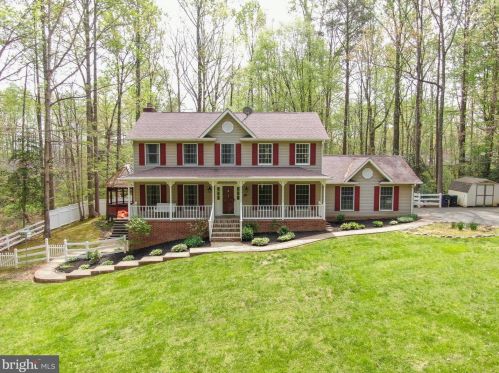8012 Pembroke Cir, Spotsylvania, VA 22551-2561