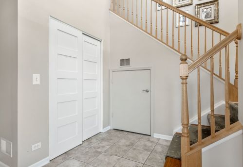 3702 Spyglass Cir, Palos Heights, IL 60463-3139