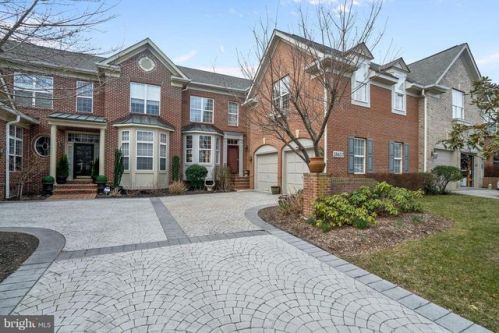 18457 Lanier Island Sq, Leesburg, VA 20176-3938