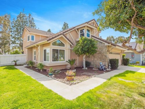 1406 Sunrise Cir, Upland, CA 91784-7333