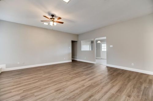 2006 Stradivarius Ln, Carrollton TX  75007-2215 exterior