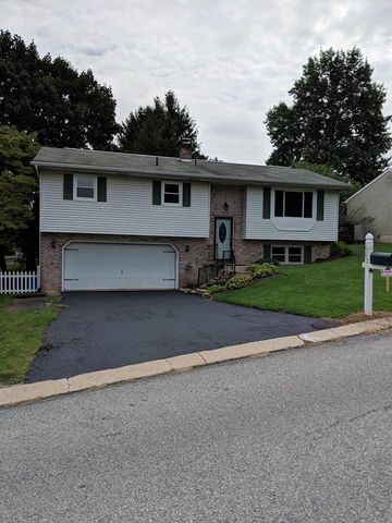665 Sparton Rd, York, PA 17403-9755