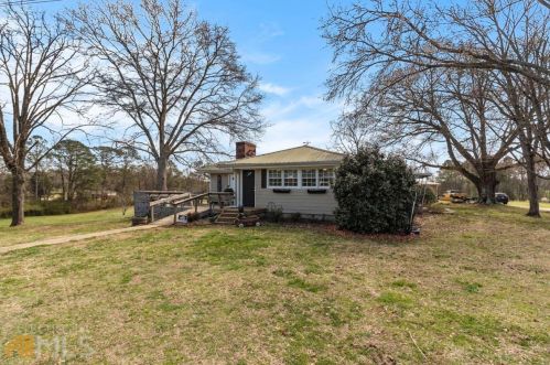 4820 Kitchens Rd, Oxford, GA 30054-3113