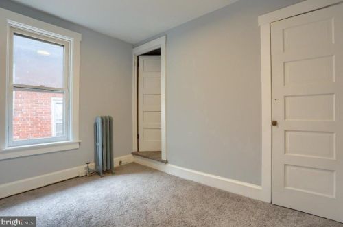 1726 Herr St, Harrisburg PA  17103-1538 exterior