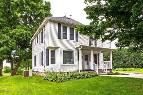 250 Silver St, Wykoff, MN 55990-9777