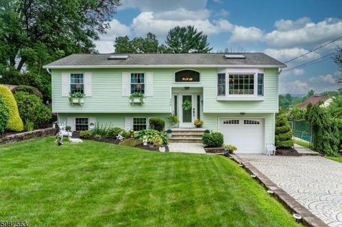 266 Ann St, Dover, NJ 07801-4451