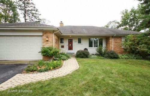 2125 Prairie St, Glenview, IL 60025-2826