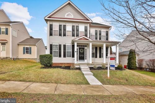 80 Battlefield Dr, Charles Town, WV 25414-2526