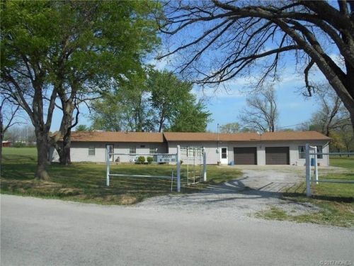 398150 900 Rd, Copan, OK 74022-4621