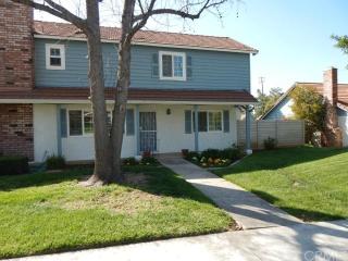 18 Dearborn St, Redlands, CA 92374-5508