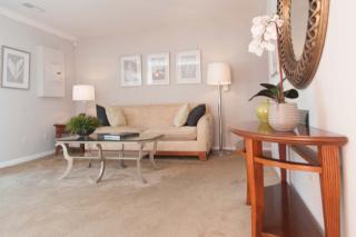 1606 Cantwell Rd, Baltimore MD  21244-1407 exterior