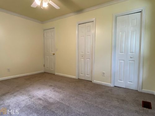 5779 Hillside Ave, Atlanta GA  30340-4325 exterior