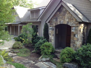 481 Country Club Dr, Highlands, NC 28741-7330
