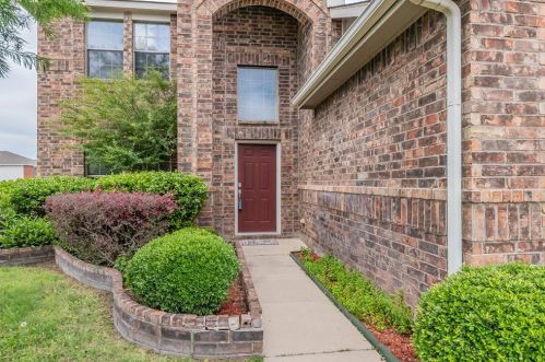 9888 Autumn Sage Dr, Fort Worth TX  76108-4812 exterior
