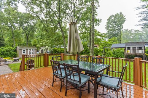 414 Ben Oaks Dr, Severna Park MD 21146-2207 exterior