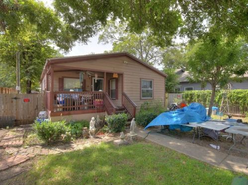 2713 Francisco St, Austin, TX 78702-3920