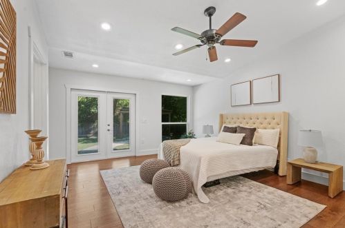 6608 Betty Cook Dr, Austin TX  78723-3313 exterior