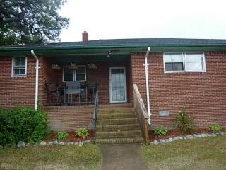 1007 Hillside Ave, Norfolk VA  23503-2007 exterior