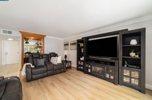 1341 Sussex Way, Concord CA  94521-3418 exterior