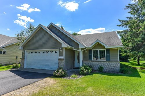 2532 Woodridge Ln, Brainerd, MN 56401-5748