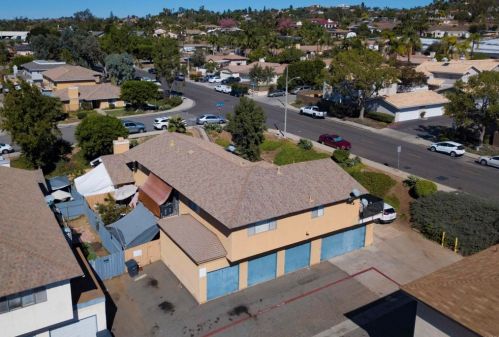 1253 Monique Ct, Vista CA 92084-3466 exterior