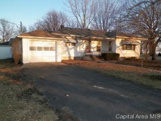 231 Center St, Oneida, IL 61467-5022