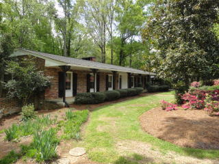 616 Henrietta Ave, Greenwood, SC 29649-3144