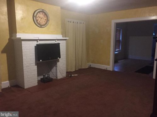 235 Cook Ave, Trenton, NJ 08629-2303