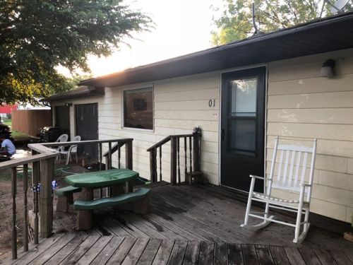 301 Chestnut St, Jet, OK 73749-7401