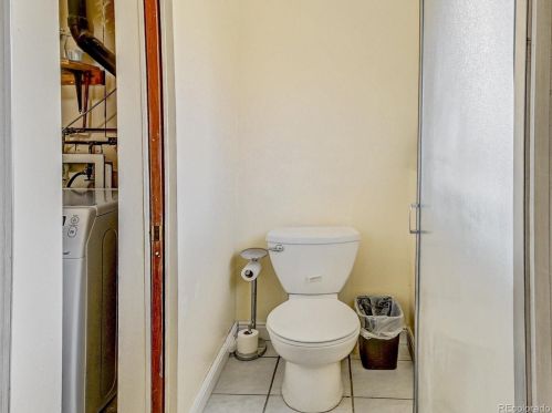 16492 Wyoming Dr, Aurora CO 80017-4159 exterior