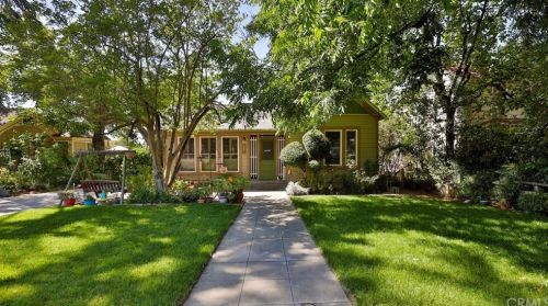 522 Walnut Ave, Redlands, CA 92373-6729