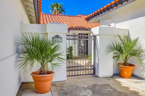24247 Yorba Linda Ct, Ramona, CA 92065-4165
