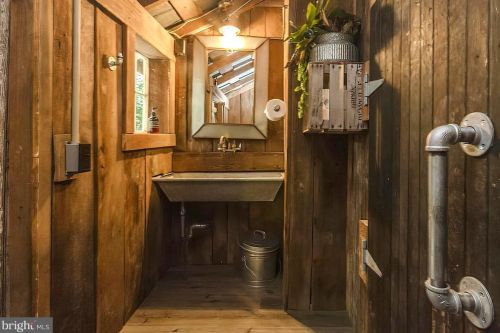 1122 Duncan Rd, Harpers Ferry WV 25425-5350 exterior