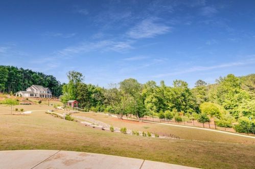 3810 White St, Suwanee GA  30024-1806 exterior