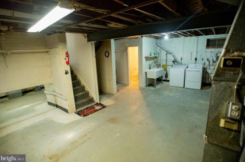 402 Burnt Mills Ave, Silver Spring MD 20901-4505 exterior