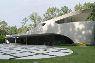 5335 Northside Dr, Atlanta GA  30327-4252 exterior